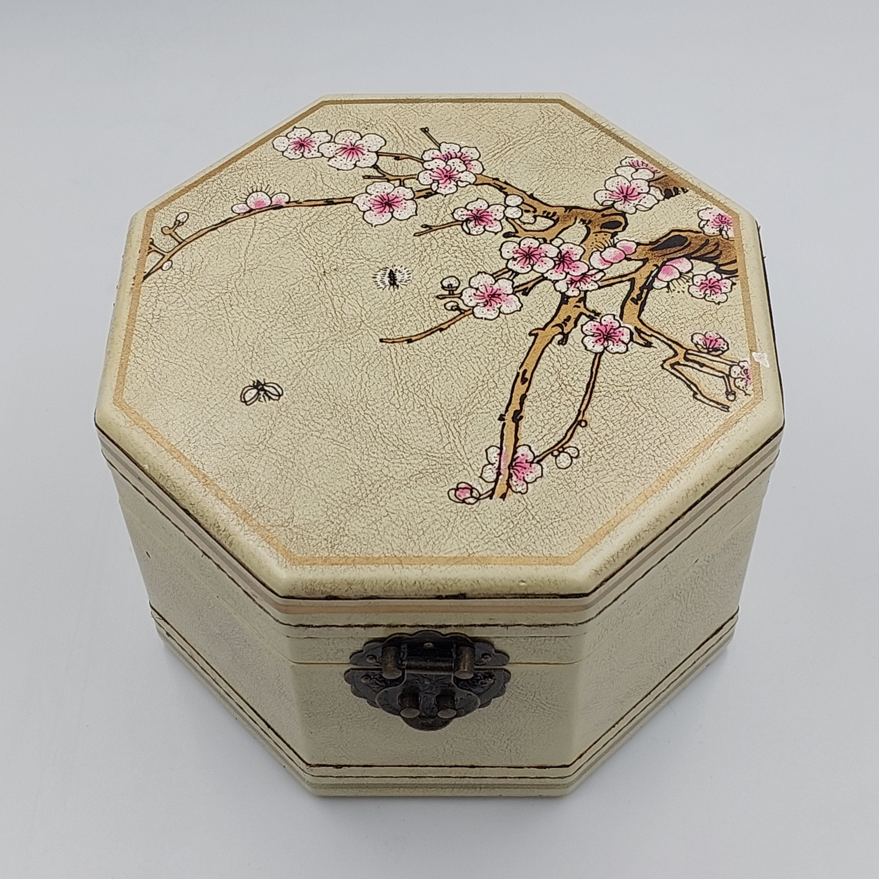ORIENTAL BLOSSUM J.BOX IVORY - Success Gifts