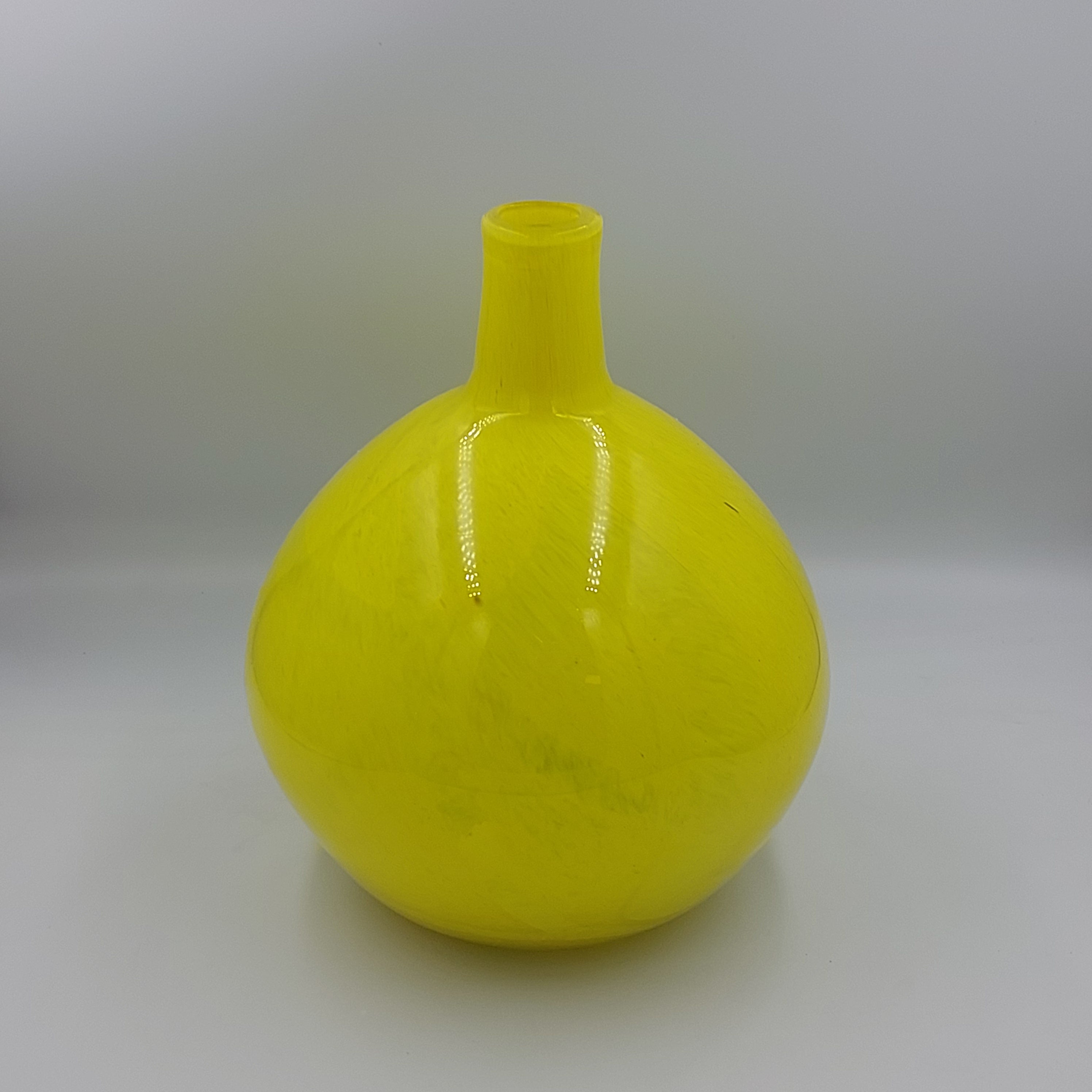 Round Fluro Vase - Success Gifts