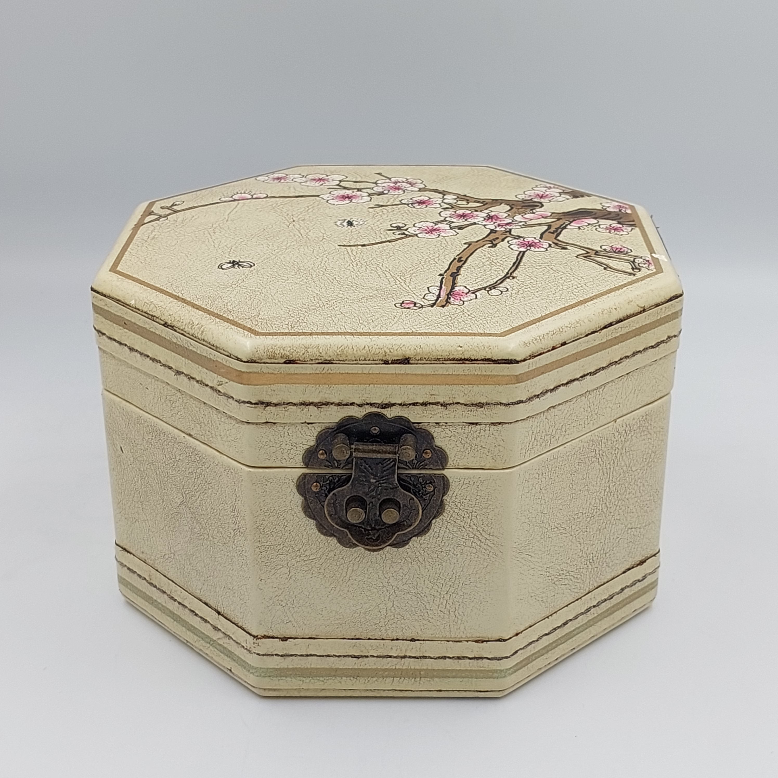 ORIENTAL BLOSSUM J.BOX IVORY - Success Gifts