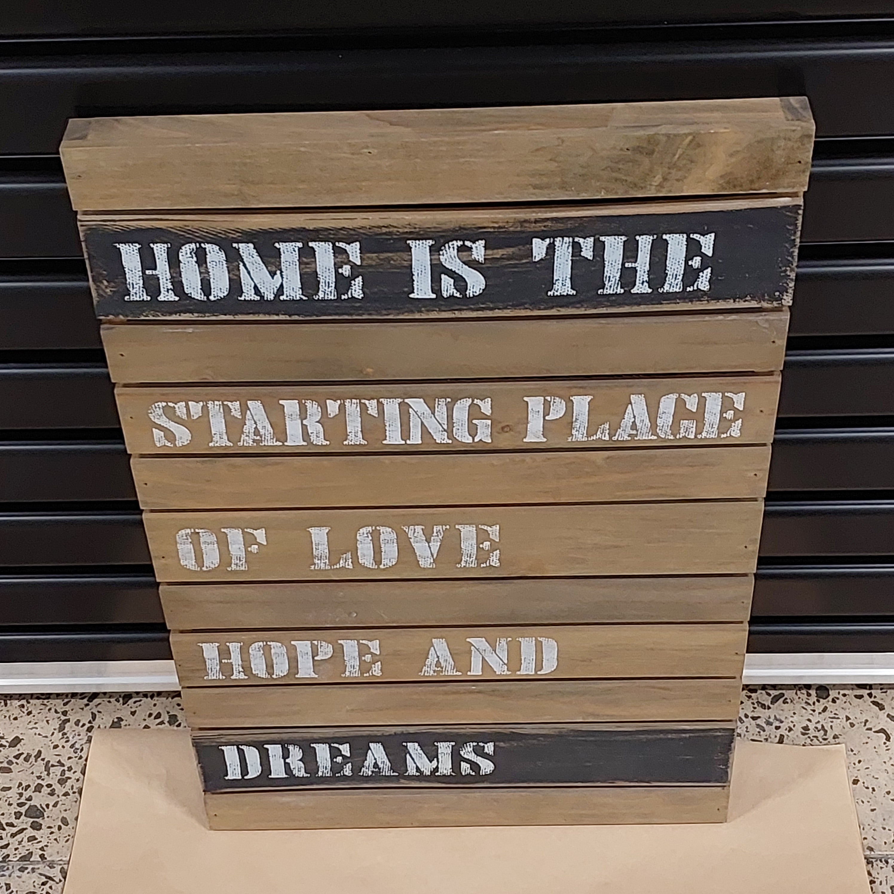 CRATE WALL HANGING-HOME