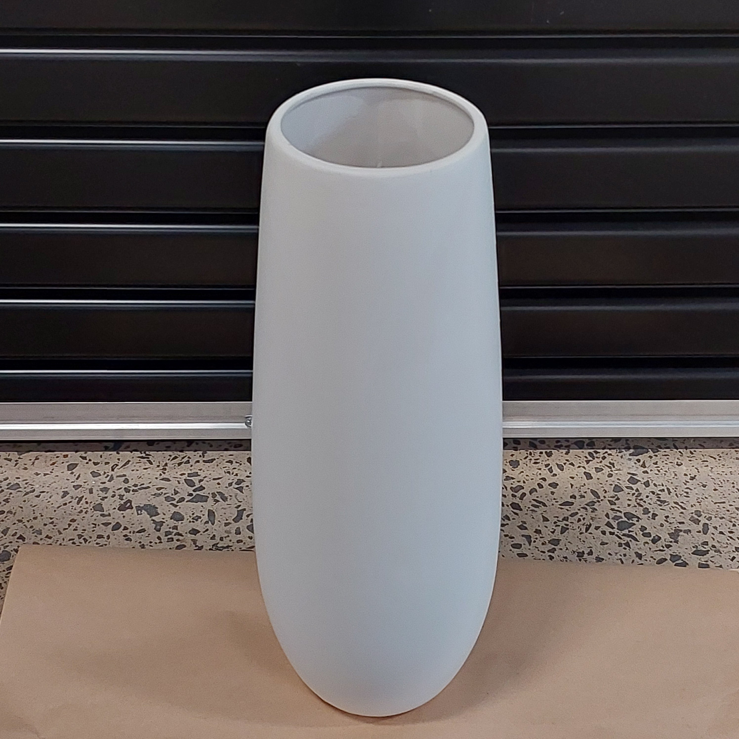 MODERN LIVING VASE LGE 45CM