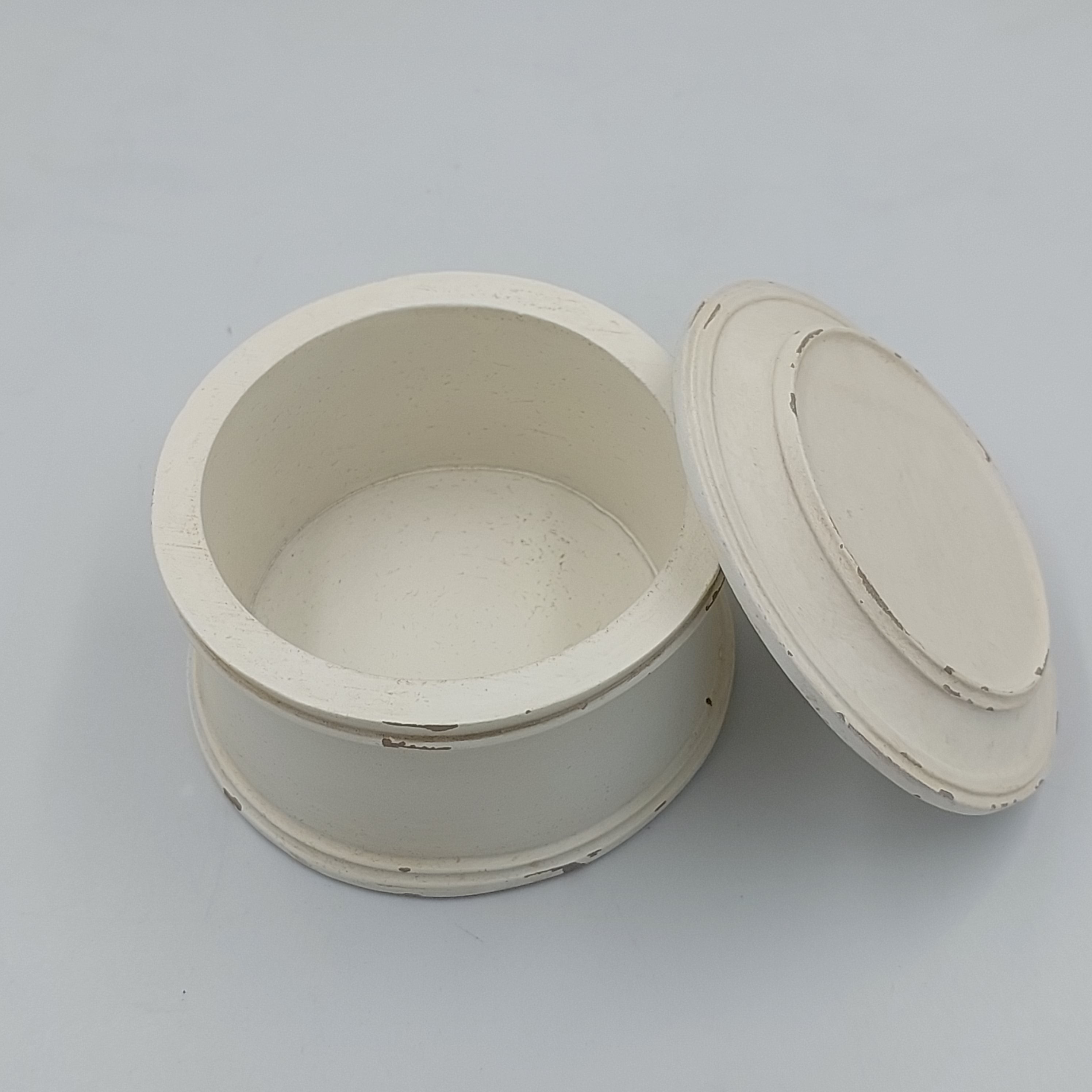 Round Trinket box alabaster