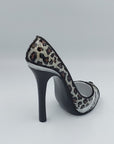 Leopard Skin Decor Shoe