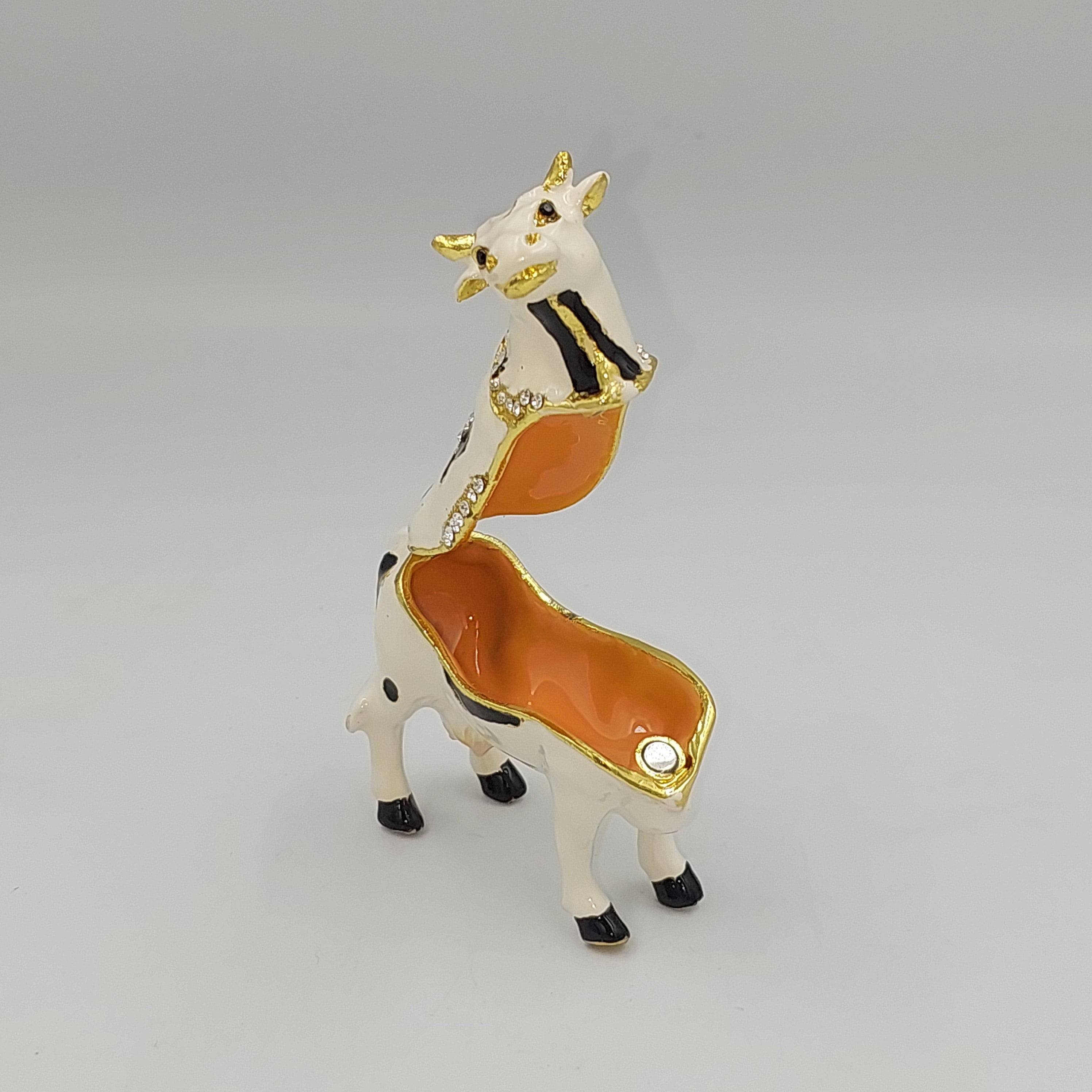 Cow Pill Holder
