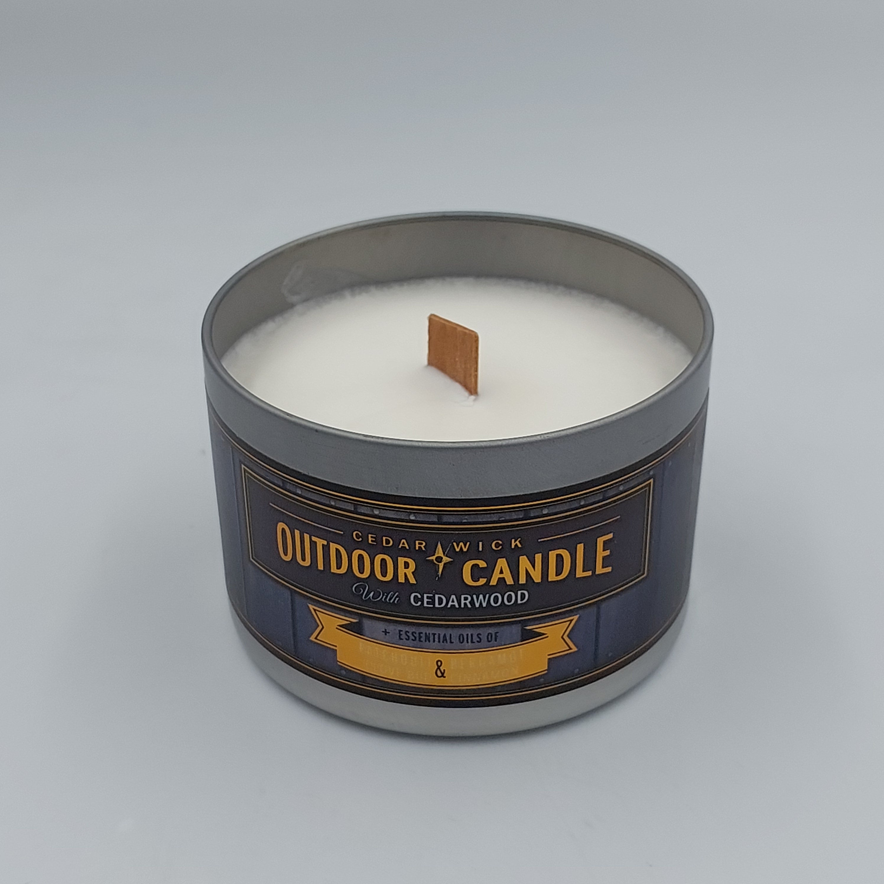 CEDAR WICK OUTDOOR CANDLE with CEDARWOOD